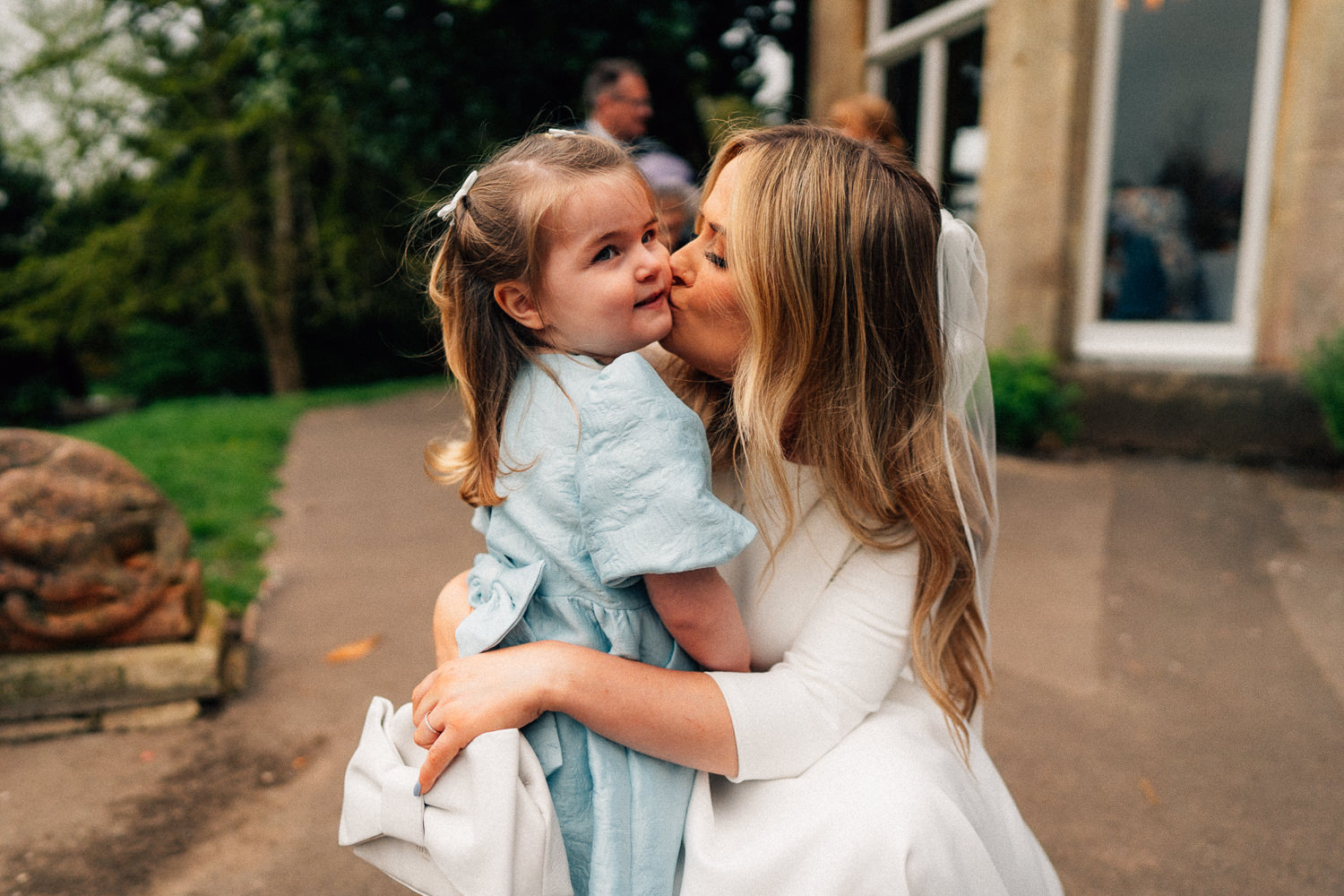 LIANNE ALEX INSOLE COURT WEDDING THE HEATHCOCK CARDIFF 008 LIANNE ALEX INSOLE COURT WEDDING THE HEATHCOCK CARDIFF 008
